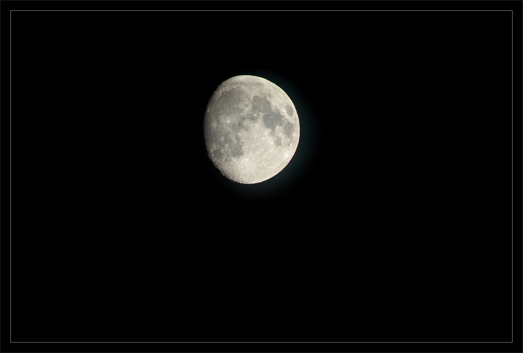 Mond am 24.10.2015