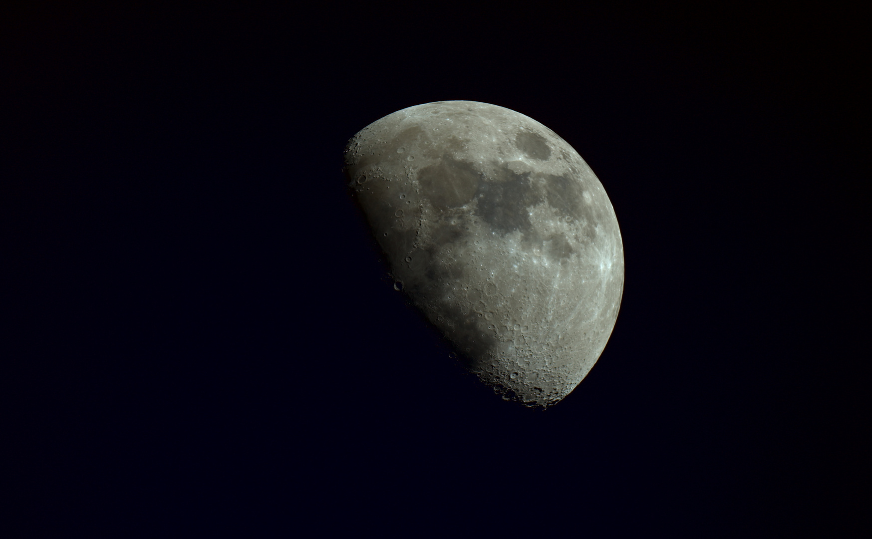 Mond am 27.05.2015