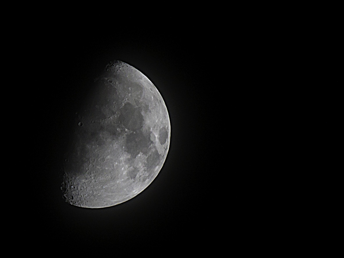 Mond am 30.04.2012