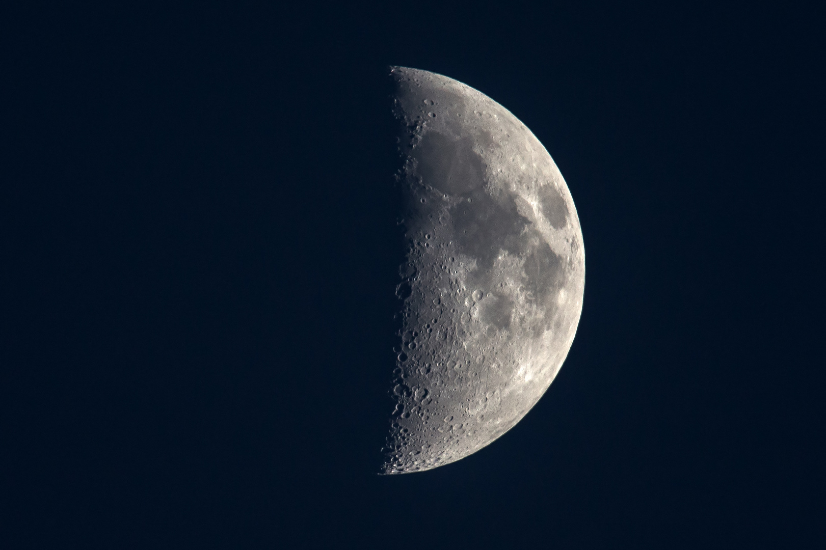 Mond am 30.10.2014