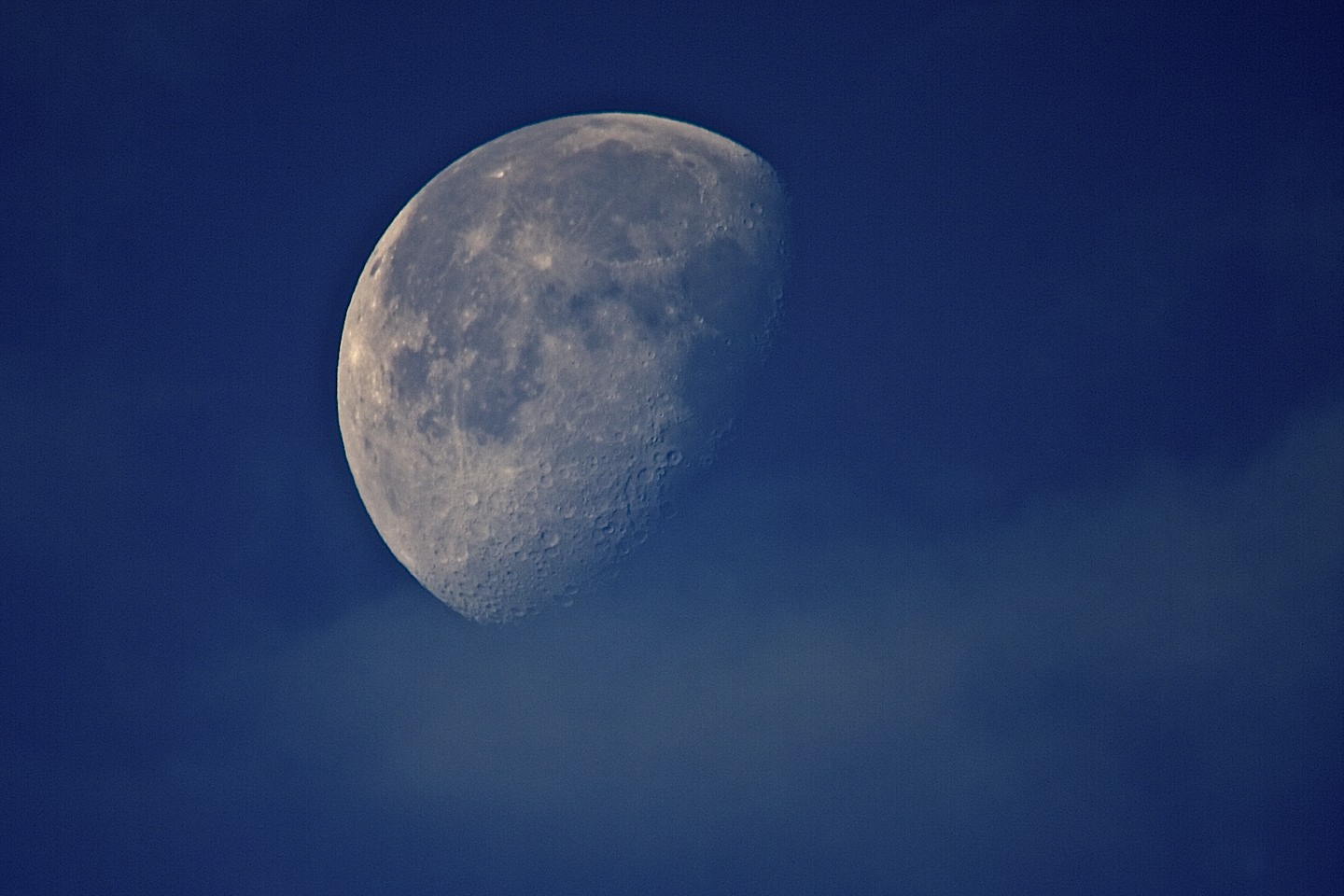 Mond am frühen Morgen