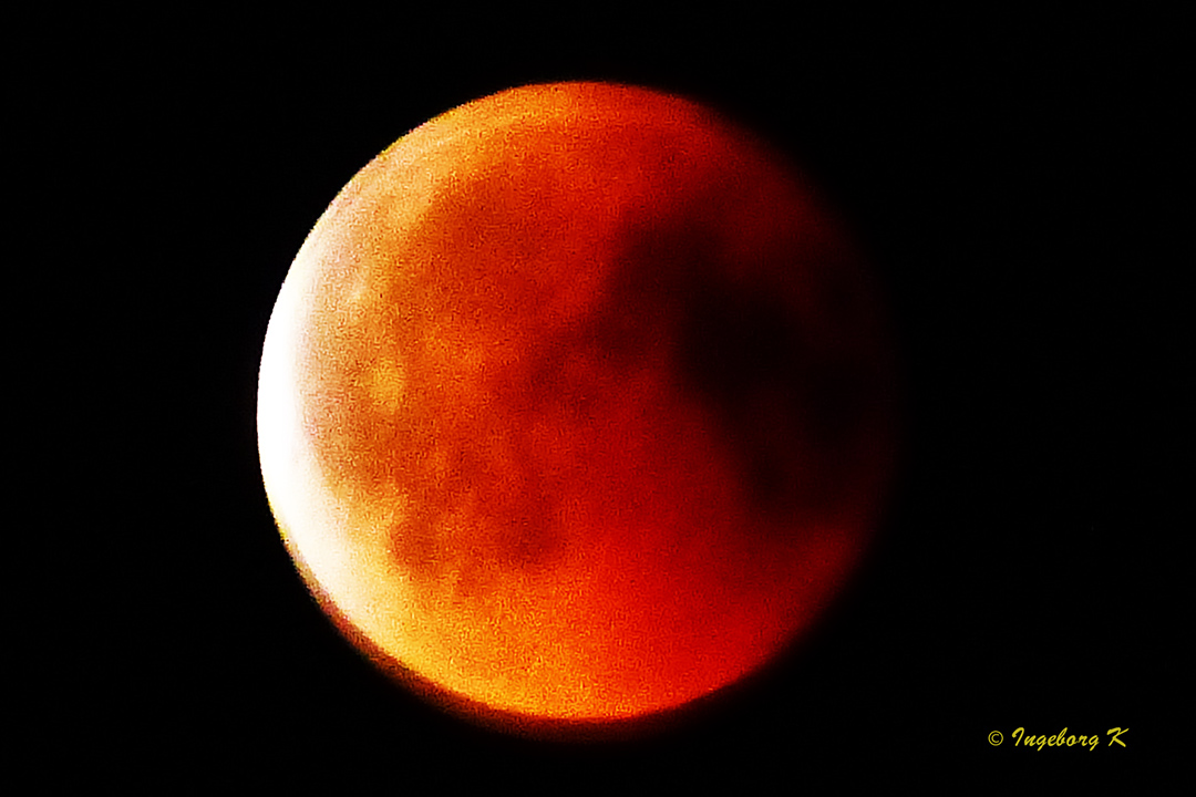 Mond  aufgenommen am 29.7.2018 um 23.17 Uhr