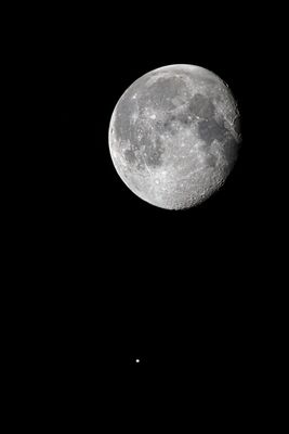 Mond begegnet Jupiter