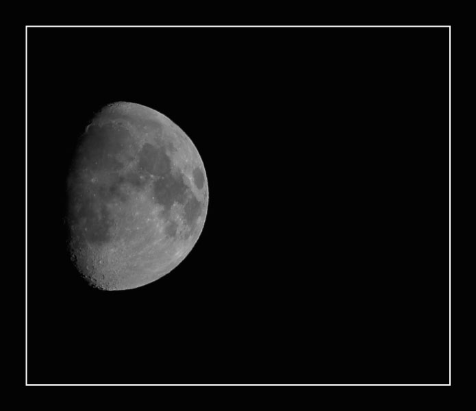 Mond bei 400mm m. Beschnitt