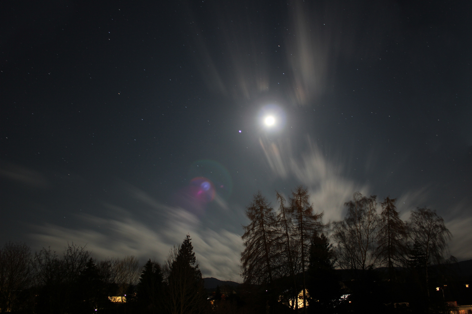 Mond bei Nacht