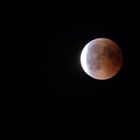 Mond beim Austritt aus dem Erdschatten