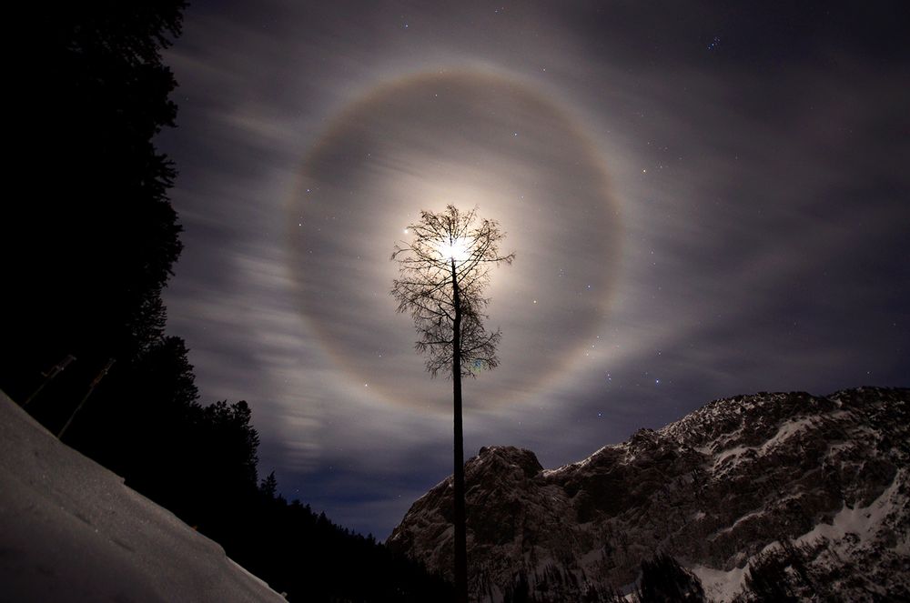 MondHalo Foto & Bild mondaufnahmen, himmel & universum, schnee Bilder auf