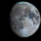 Mond in Farbe 87% laut Mondphasen App.