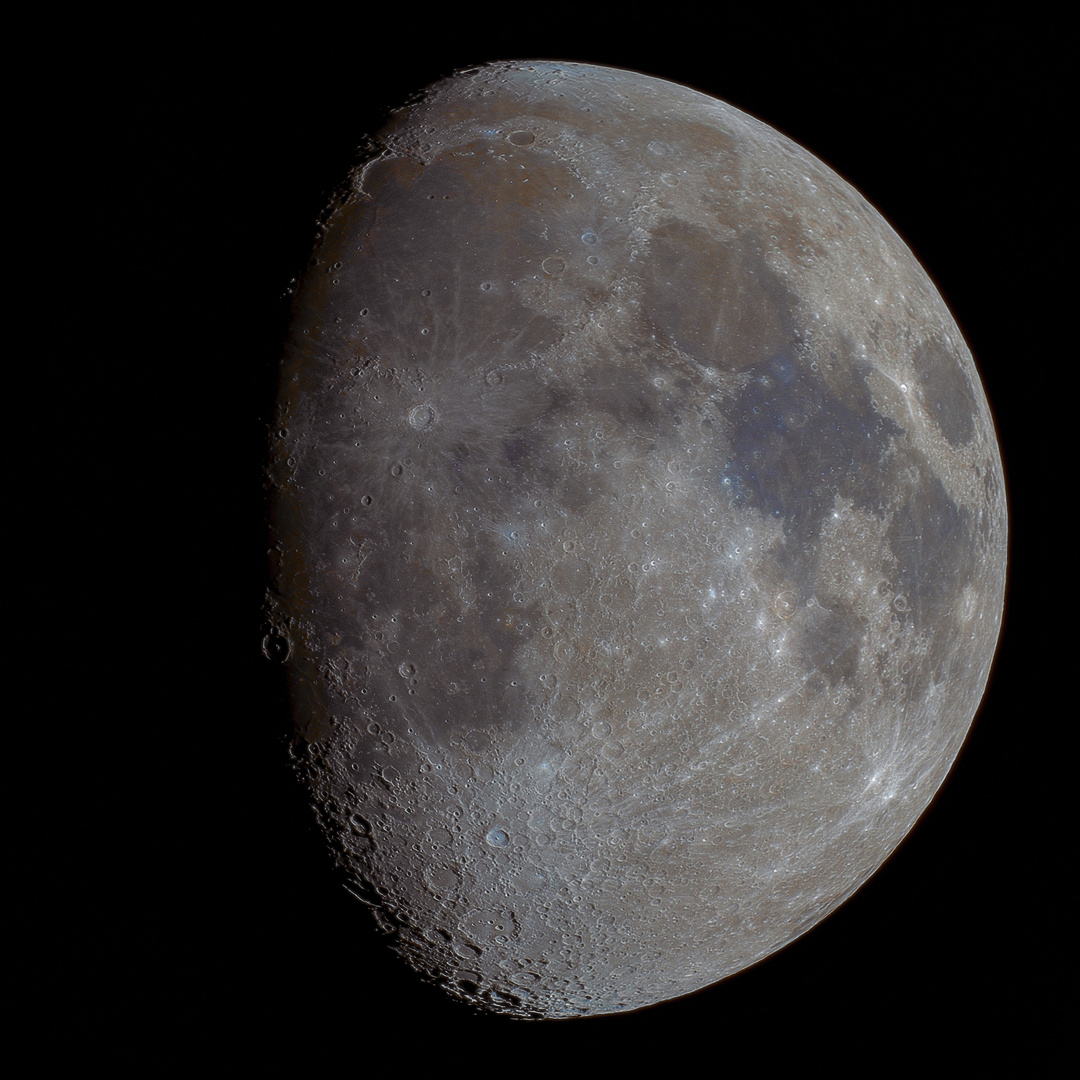 Mond in Farbe mit "Goldenen Henkel" am 11.05.2022