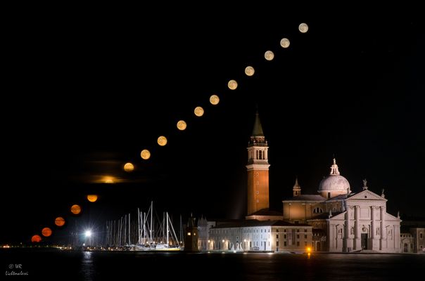 Mond in Venedig