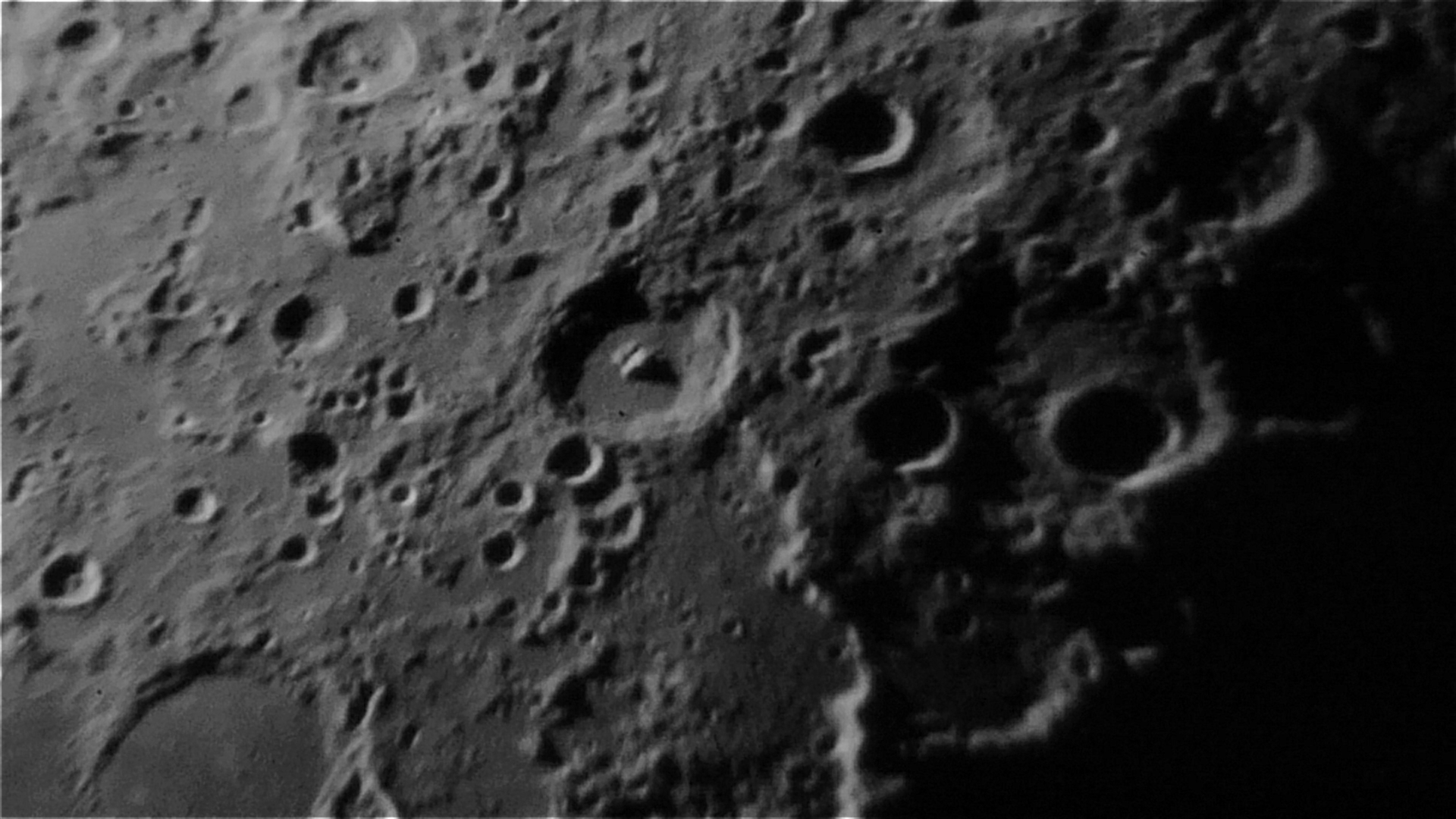 Mond mit 8mm