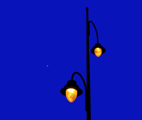 Mond mit Beleuchtung