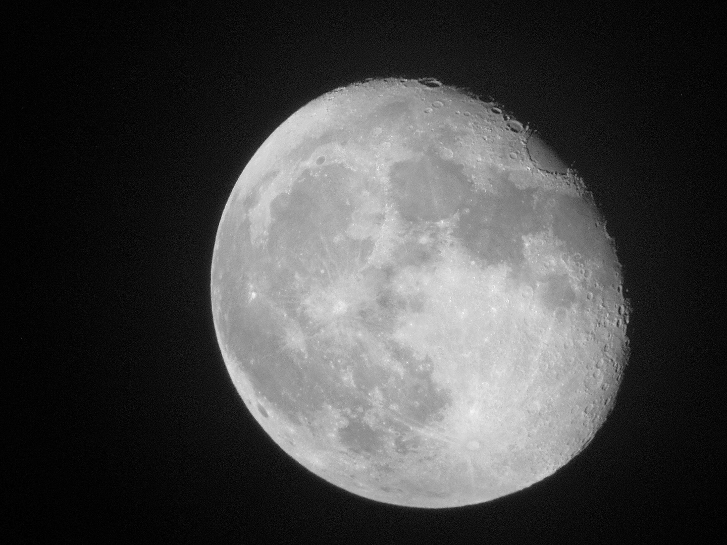 Mond mit Digicam durch Refraktor 102/500 (2. Bild)