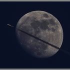 Mond mit Flugzeug, 2.Variante.......