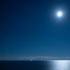 Mond mit Jupiter über der Ostsee