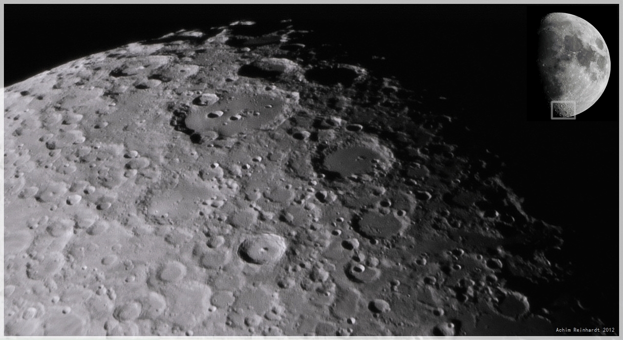 Mond mit Krater Clavius und anderen