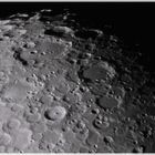 Mond mit Krater Clavius und anderen