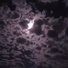 Mond mit Schäfchenwolken 1