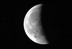 Mond nach der Finsternis am 15.6.2011