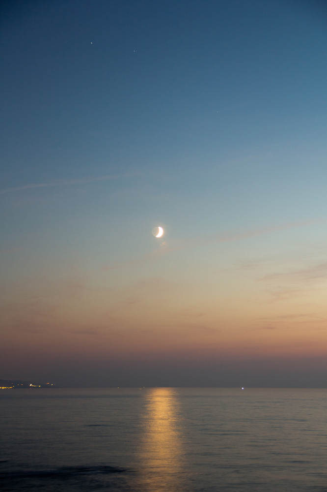 Mond über Bay of Biscay