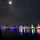 Mond über Bremerhaven