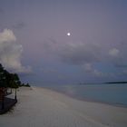 Mond über dem Ari Atoll