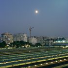 Mond über dem Gare de l'Est