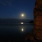 Mond über dem See
