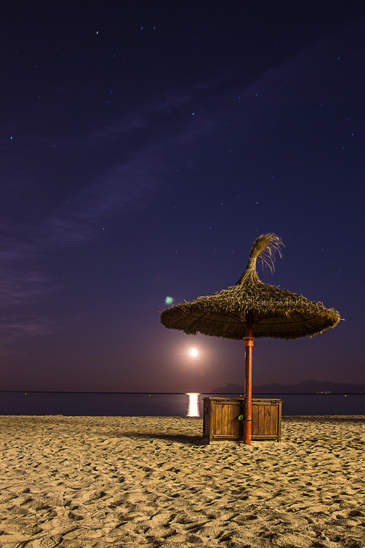 Mond über der Bucht von Alcúdia