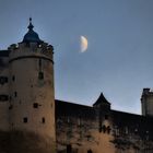 Mond über der Festung Hohensalzburg