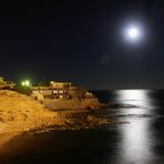 Mond über der Steilküste von La Mata