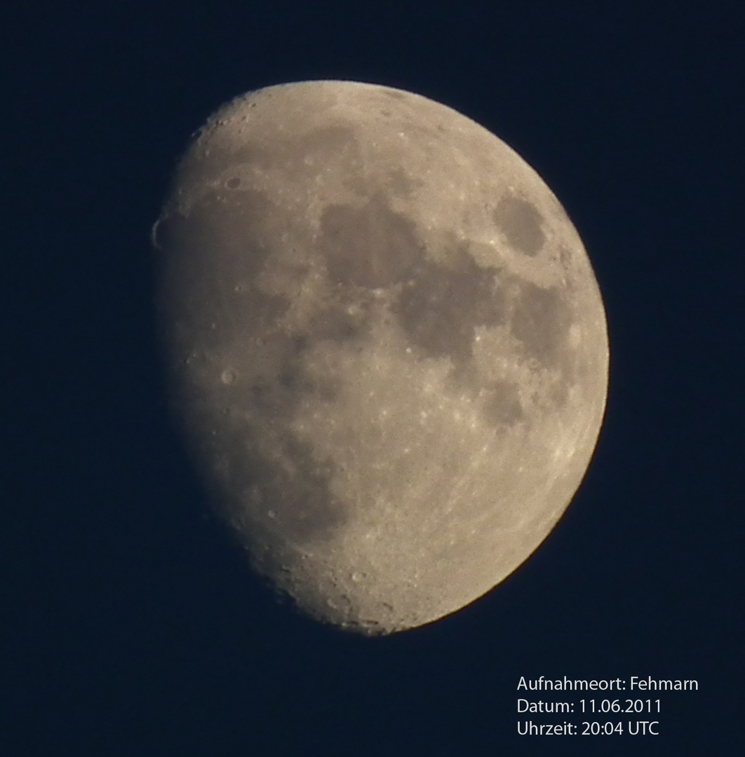 Mond über Fehmarn 11.06.2011