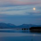 mond über lake yellowstone