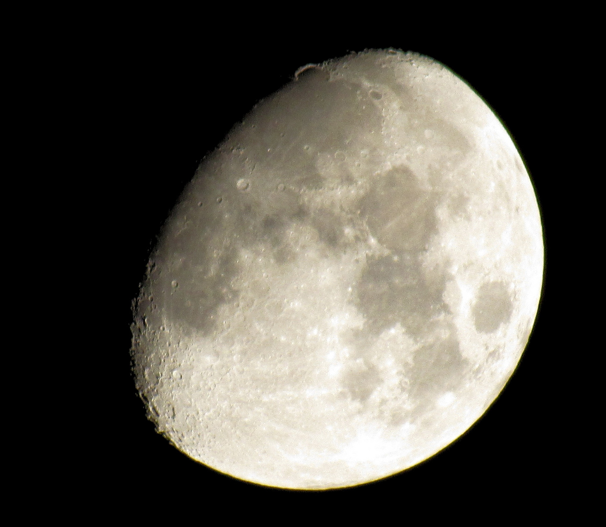 Mond über Nievenheim