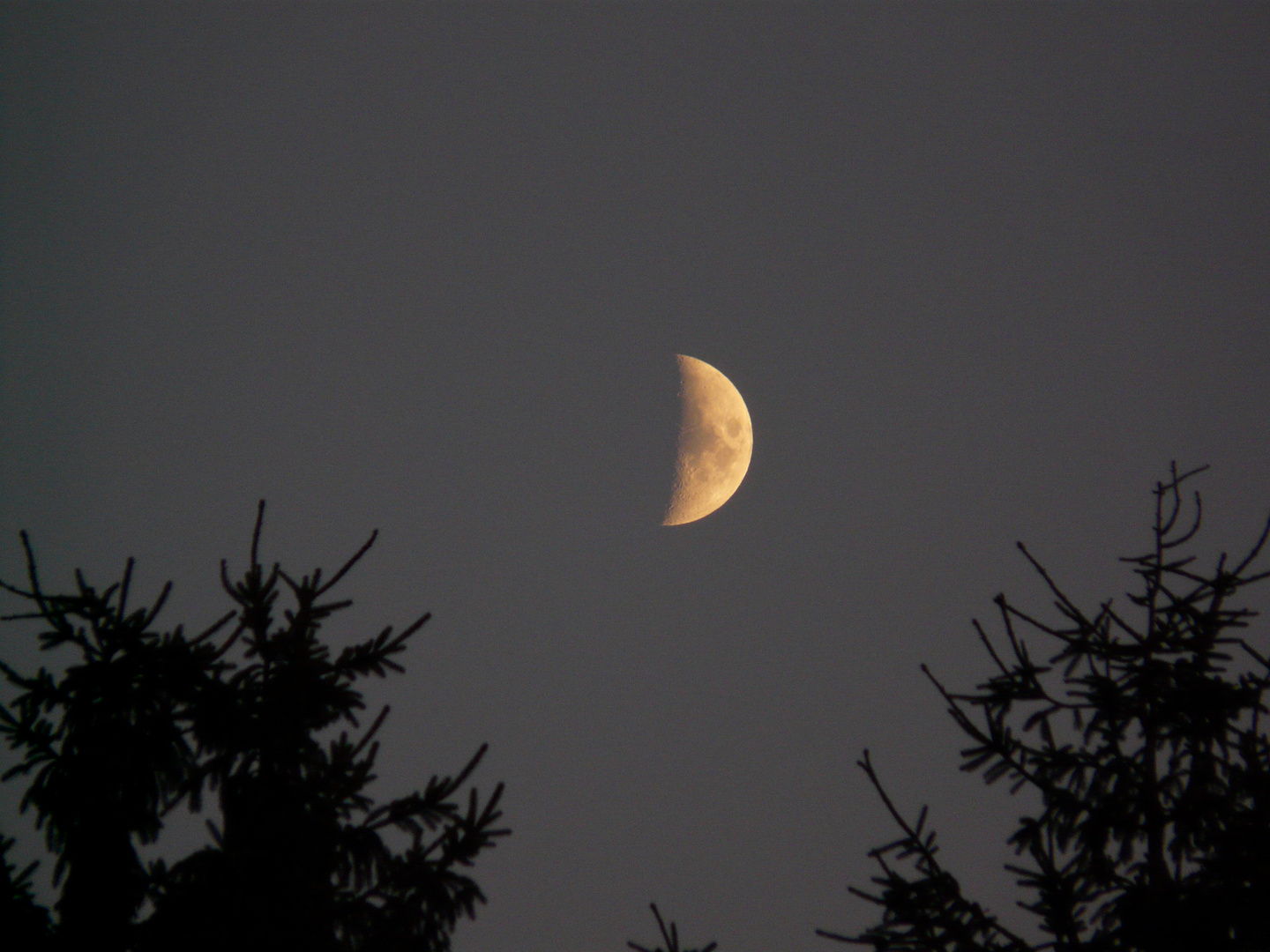 Mond über NRW