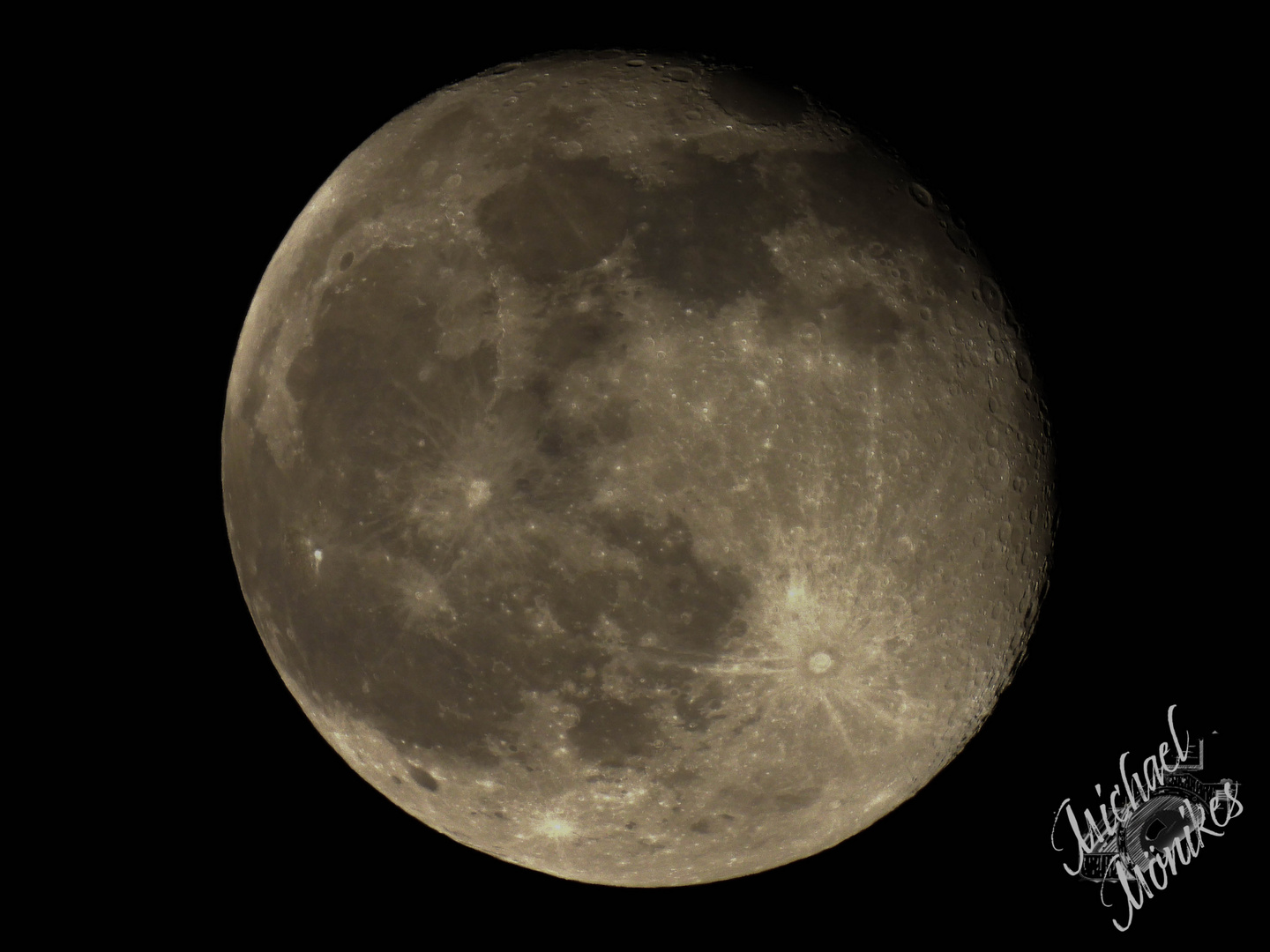 Mond über Orsoy Superzoom