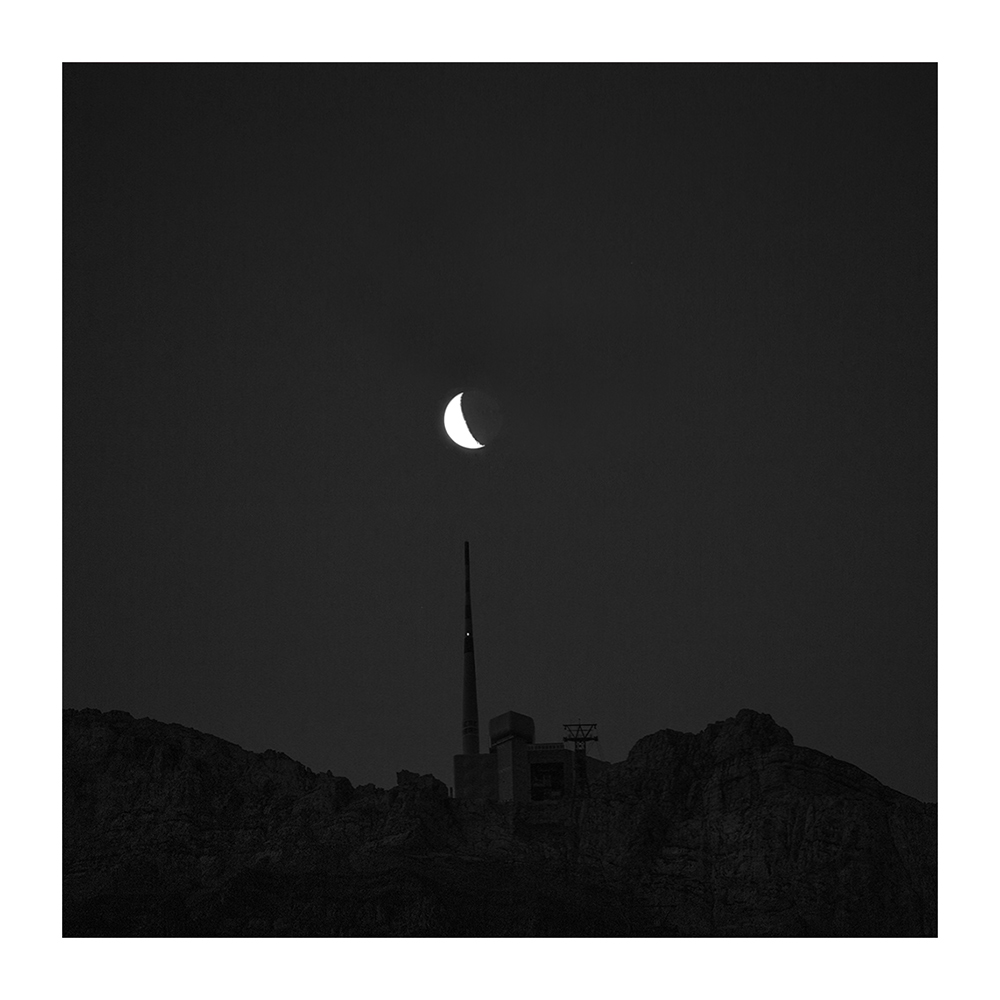 Mond über Säntis