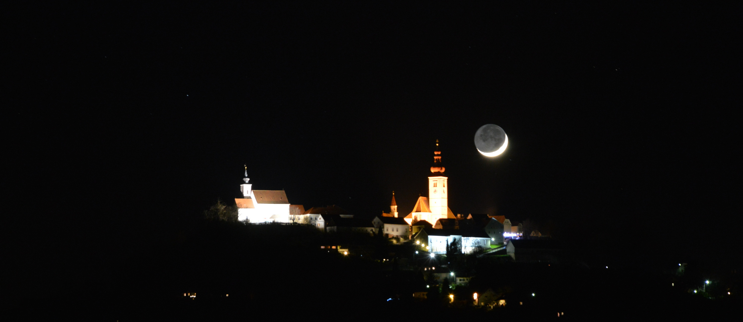 Mond über Straden