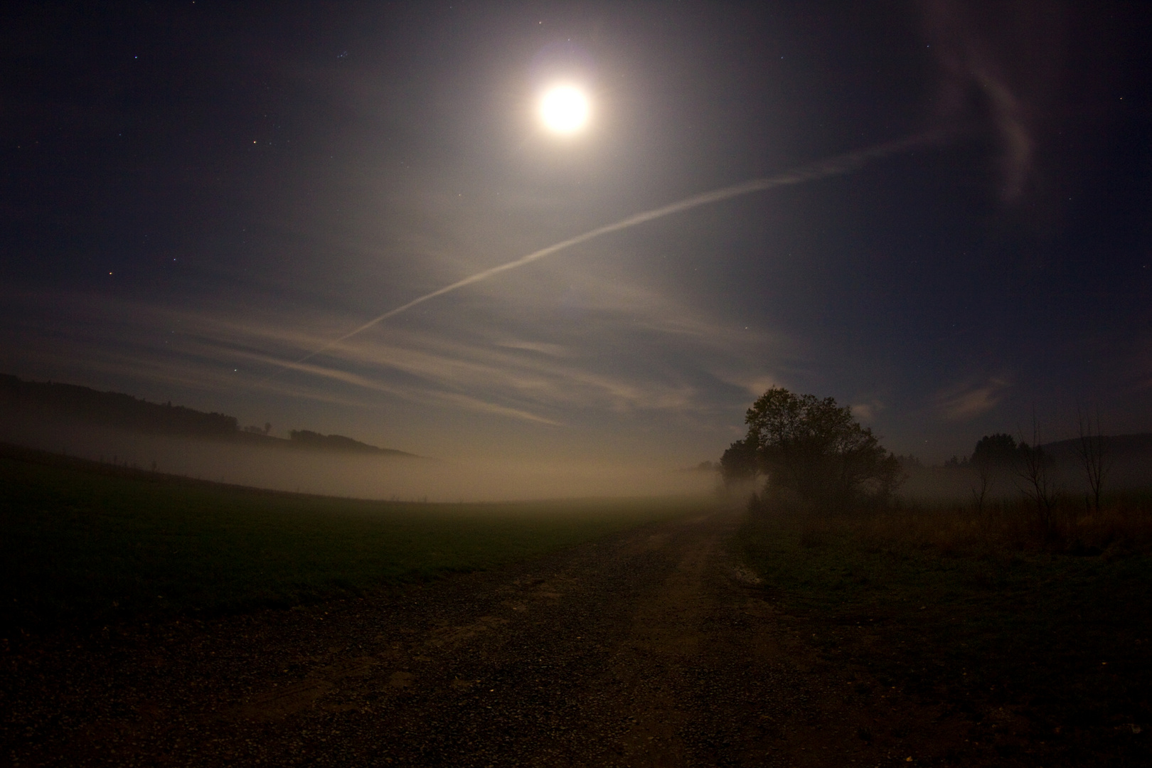 Mond über Wilkenberg