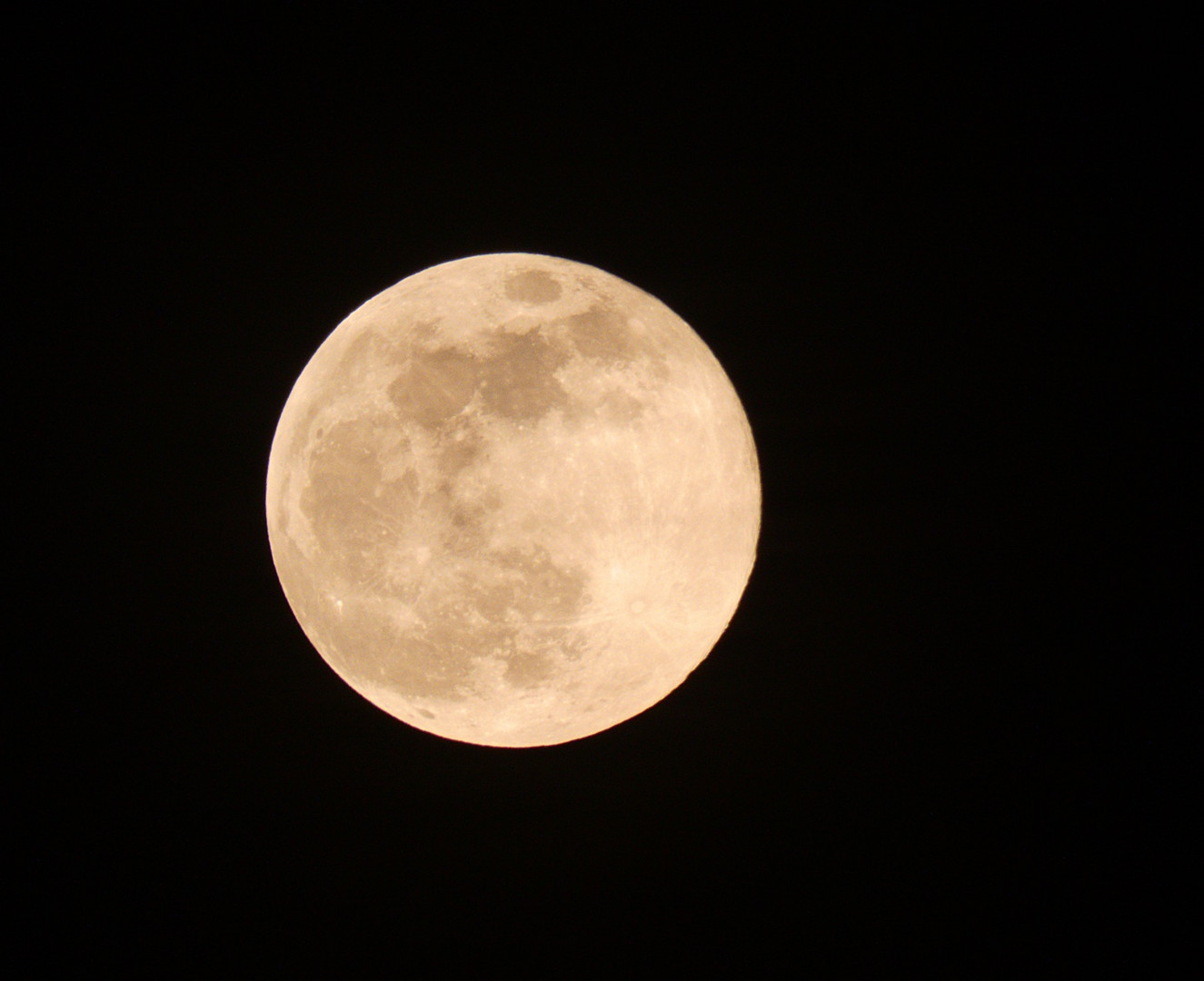 Mond über Wuppertal