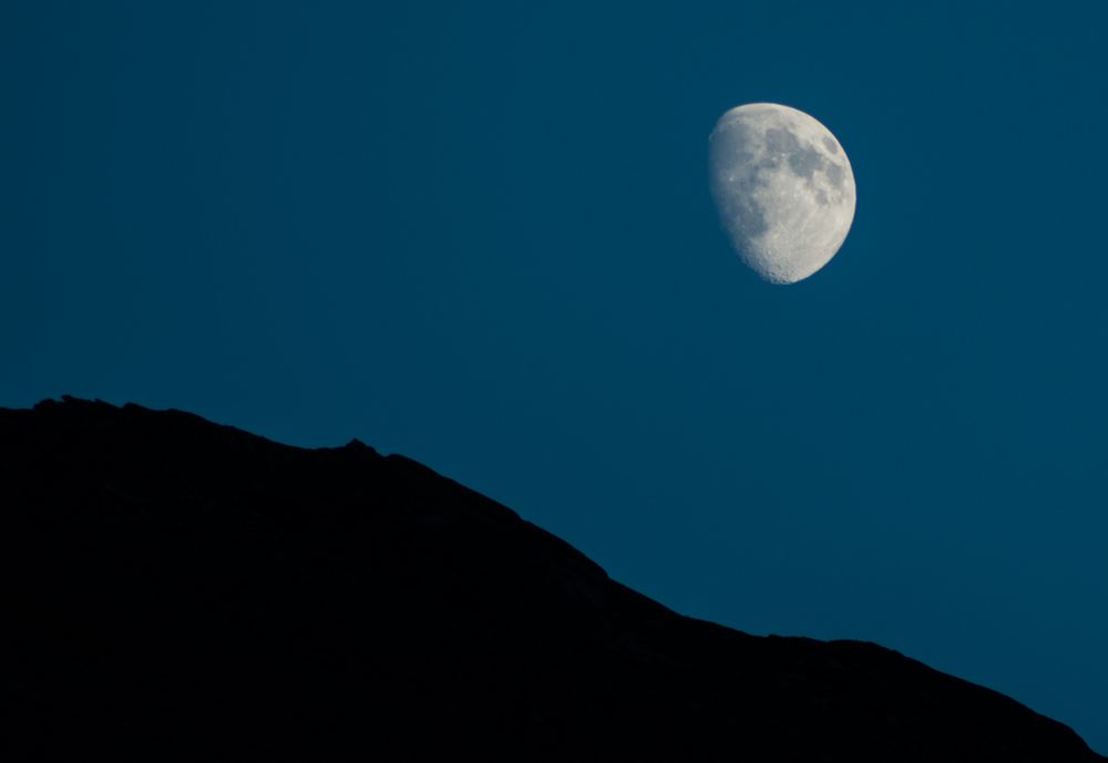 Mond über Zermatt