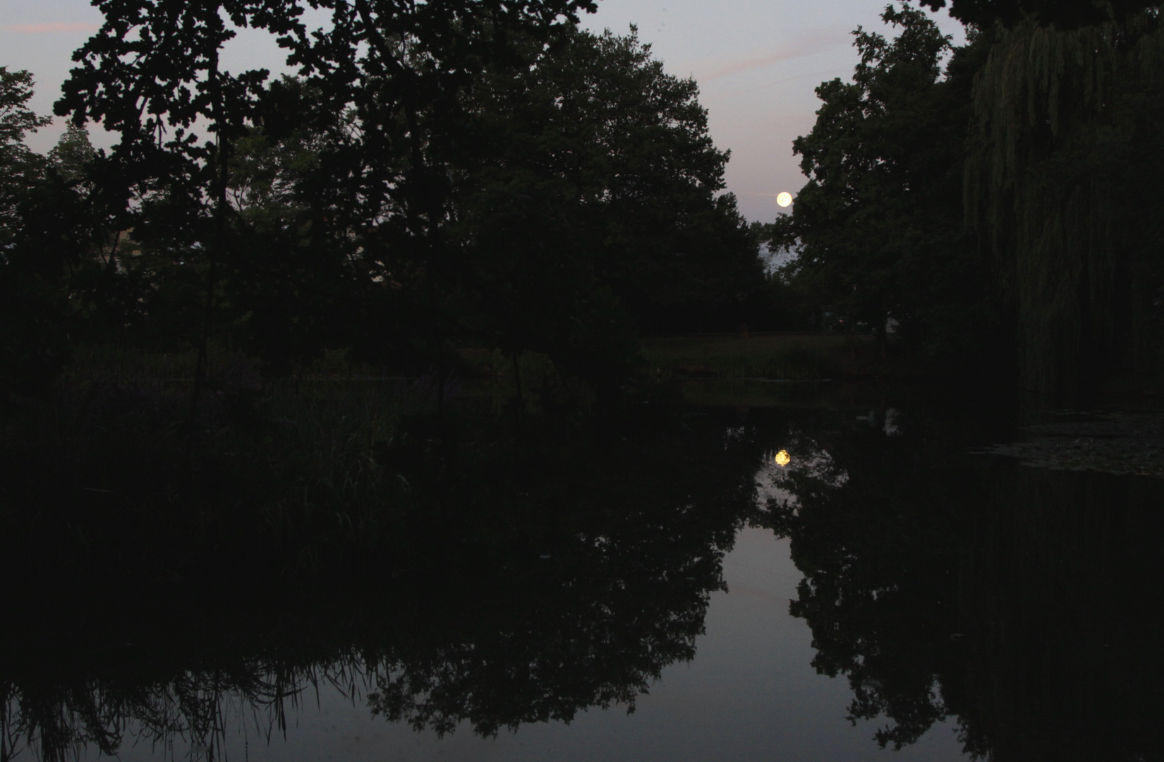 mond überm teich