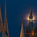 Mond und Dom