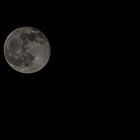 Mond und ein paar Sterne @300mm