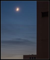 Mond und Flugzeug