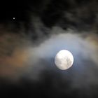 Mond und Jupiter mit seinen Monden: Kallisto, Ganymed und Europa am 25.12.2012
