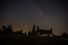 Mond und Mars über der Münsinger Alb