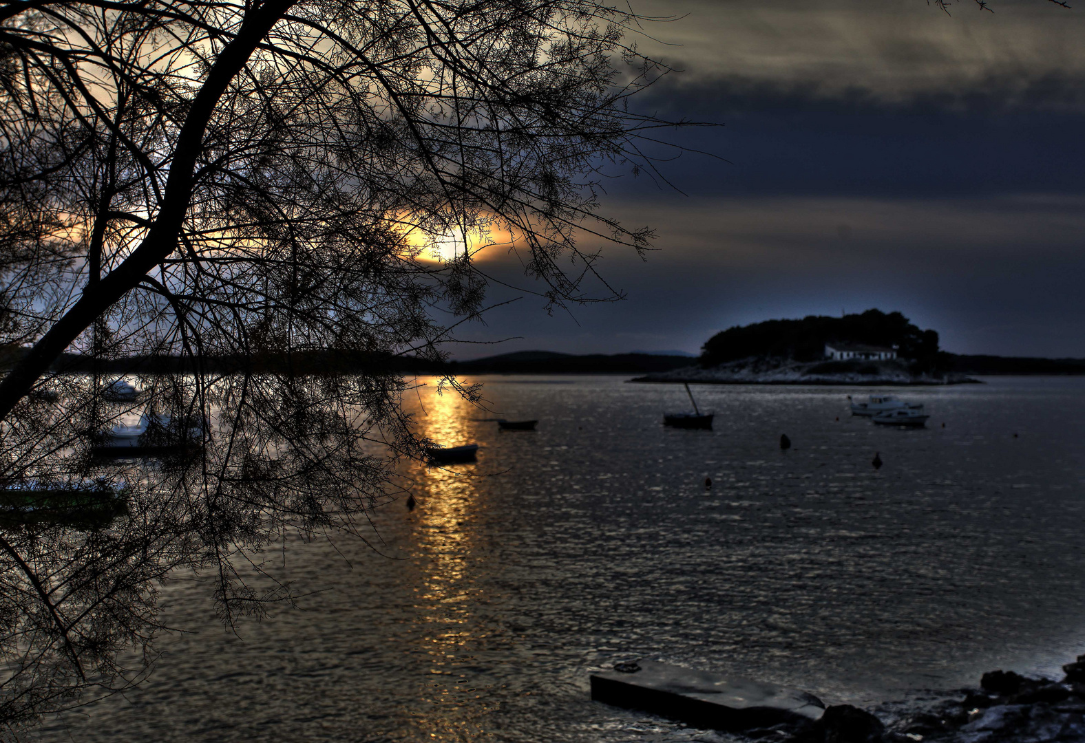 Mond und Meer