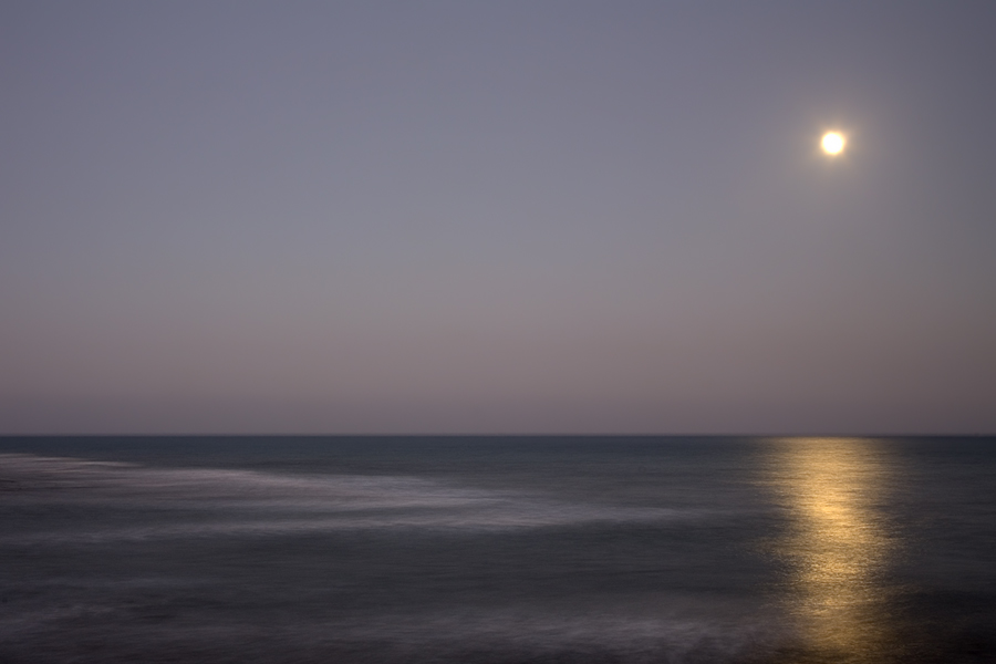 Mond und Meer