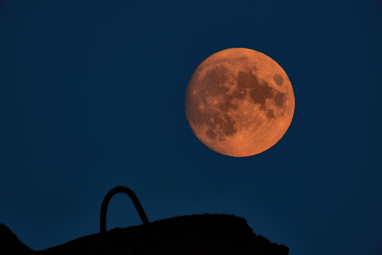 Mond und Metalhenge 3